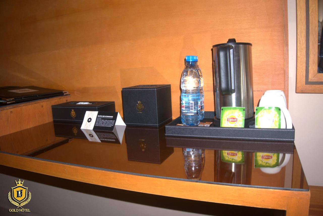 Gold Hotel Bafang Екстер'єр фото